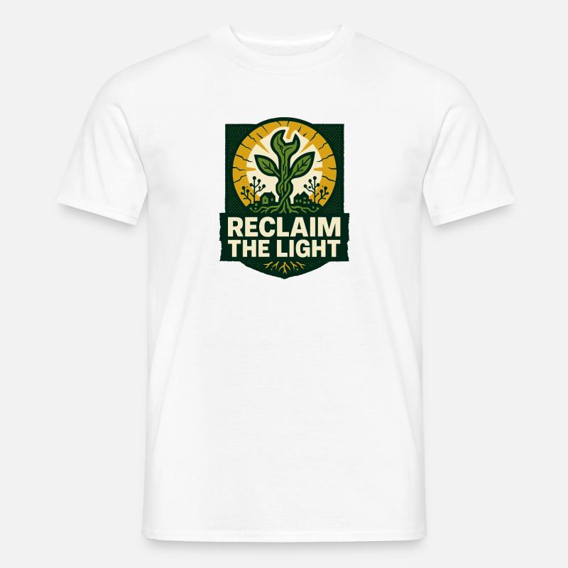 Reclaim the Light – Solarpunk - Männer T-Shirt - Weiß