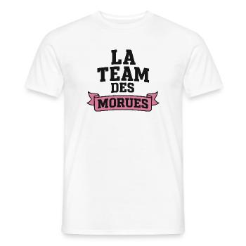 La Team Des Morues - T-shirt homme - blanc - Devant - AI Model Male 178 dark (178cm)