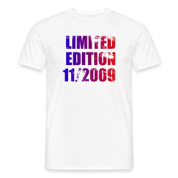 16e anniversaire Edition limitée 11/2009 - T-shirt homme - blanc - Devant - AI Model Male 178 dark (178cm)