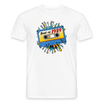 1989 MUSIKKASETTE BEST OF - Männer T-Shirt - Weiß - Vorne - AI Model Male 178 dark (178cm)