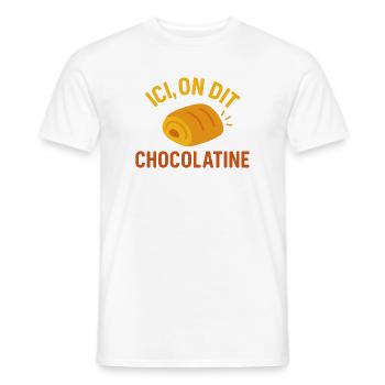 Hier sagen wir Schokolade - Männer T-Shirt - Weiß - Vorne - AI Model Male 178 dark (178cm)