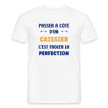 An der Kasse fast perfektioniert - Männer T-Shirt - Weiß - Vorne - AI Model Male 178 dark (178cm)