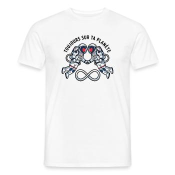 Cosmic Lovers: Astronaut Hearts - T-shirt homme - blanc - Devant - AI Model Male 178 dark (178cm)