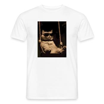 Katze schaukelt mit Sonnenbrille im Dunkel - Männer T-Shirt - Weiß - Vorne - AI Model Male 178 dark (178cm)