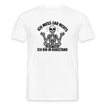 Super lustiges Rentner 2026 Skelett Design - Männer T-Shirt - Weiß - Vorne - AI Model Male 178 dark (178cm)