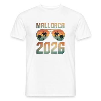Mallorca 2026 - Männer T-Shirt - Weiß - Vorne - AI Model Male 178 dark (178cm)