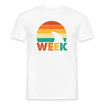 Minimal Shark Week Ocean Marine Style - Männer T-Shirt - Weiß - Vorne - AI Model Male 178 dark (178cm)
