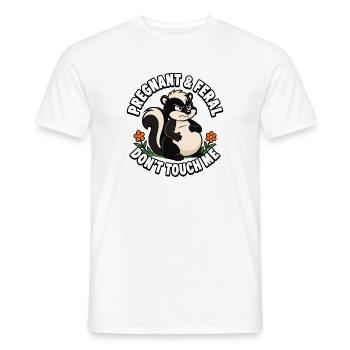 Grossesse de moufette maternelle et sauvage : Fi - T-shirt homme - blanc - Devant - AI Model Male 178 dark (178cm)