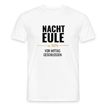 Nachteule zu 100% – Vor Mittag geschlossen - Männer T-Shirt - Weiß - Vorne - AI Model Male 178 dark (178cm)
