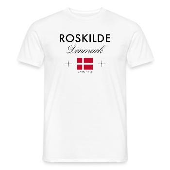 Roskilde Dänemark Koordinaten Reise Souvenir - Männer T-Shirt - Weiß - Vorne - AI Model Male 178 dark (178cm)