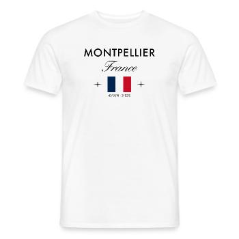 Montpellier Frankreich Koordinaten Reise Souvenir - Männer T-Shirt - Weiß - Vorne - AI Model Male 178 dark (178cm)