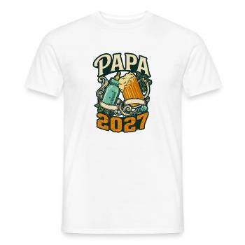 Papa 2027 – Bier & Babyflaschengeschenk - Männer T-Shirt - Weiß - Vorne - AI Model Male 178 dark (178cm)