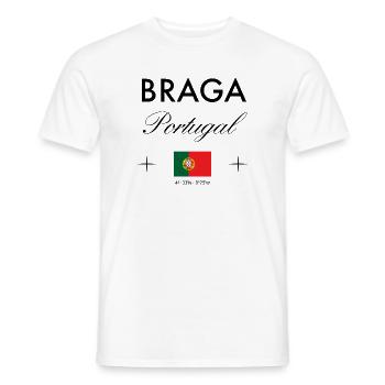 Braga Portugal Koordinaten Reise Souvenir - Männer T-Shirt - Weiß - Vorne - AI Model Male 178 dark (178cm)