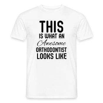 Lustiger Kieferorthopäde, Zahntherapeut, Zahnarzt, Zahnarzt - Männer T-Shirt - Weiß - Vorne - AI Model Male 178 dark (178cm)