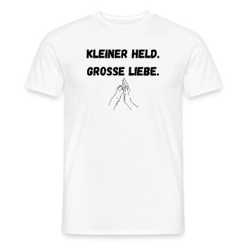Kleiner Held. Grosse Liebe - Männer T-Shirt - Weiß - Vorne - AI Model Male 178 dark (178cm)