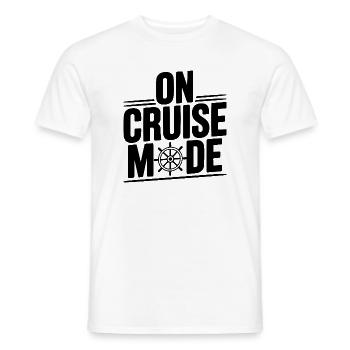 Im Kreuzfahrtmodus - Männer T-Shirt - Weiß - Vorne - AI Model Male 178 dark (178cm)