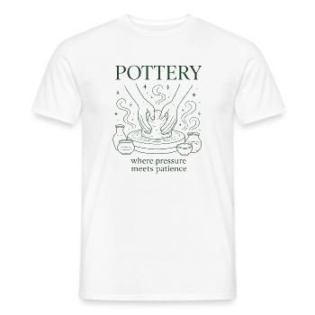  Töpferei, Wo Druck Auf Geduld Trifft - Männer T-Shirt - Weiß - Vorne - AI Model Male 178 dark (178cm)