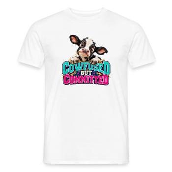 Cowfused But Committed - Männer T-Shirt - Weiß - Vorne - AI Model Male 178 dark (178cm)