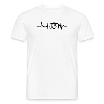 Herzschlag-Fotografie - Männer T-Shirt - Weiß - Vorne - AI Model Male 178 dark (178cm)