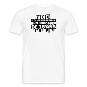 voici a quoi ressemble un bogosse de 18 ans - T-shirt homme - blanc - Devant - AI Model Male 178 dark (178cm)