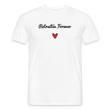 RETRAITEE. RETRAITE. BONNE RETRAITE. ANNIVERSAIRE. - T-shirt homme - blanc - Devant - AI Model Male 178 dark (178cm)