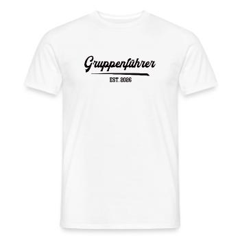 Gruppenführer 2026 Feuerwehr Feuerwehrmann FFW - Männer T-Shirt - Weiß - Vorne - AI Model Male 178 dark (178cm)