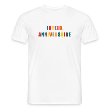 JAHRESTAG. ALLES GUTE ZUM GEBURTSTAG!. ALLES GUTE ZUM GEBURTSTAG!. - Männer T-Shirt - Weiß - Vorne - AI Model Male 178 dark (178cm)