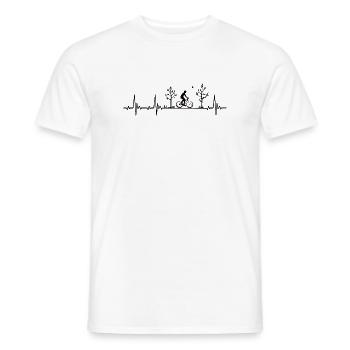 Vélo Heartbeat avec cycliste dans la nature - T-shirt homme - blanc - Devant - AI Model Male 178 dark (178cm)