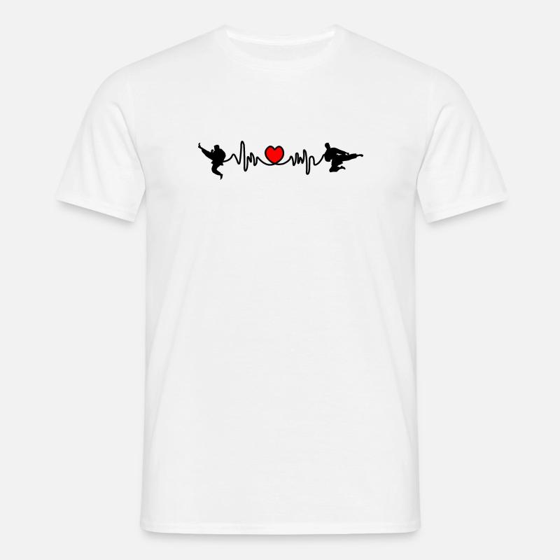 Karate Cardio oder Herzfrequenz mit Karate-Kicks - Männer T-Shirt - Weiß