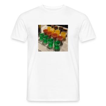 Alkohol Schnaps - Männer T-Shirt - Weiß - Vorne - AI Model Male 178 dark (178cm)
