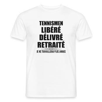 Tennismen célèbre sa retraite avec humour cadeau - T-shirt homme - blanc - Devant - AI Model Male 178 dark (178cm)