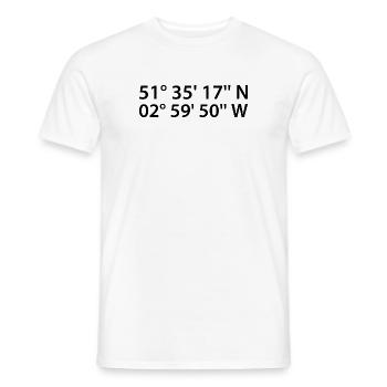 Newport Koordinaten - Männer T-Shirt - Weiß - Vorne - AI Model Male 178 dark (178cm)