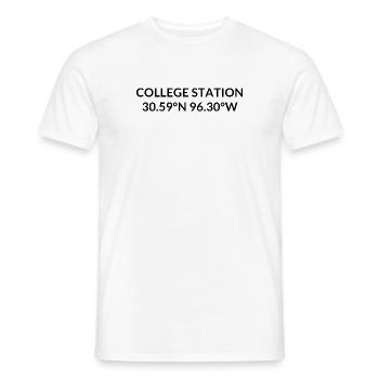 College Station Texas USA Koordinaten - Männer T-Shirt - Weiß - Vorne - AI Model Male 178 dark (178cm)