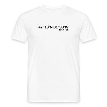 Nantes Koordinaten - Männer T-Shirt - Weiß - Vorne - AI Model Male 178 dark (178cm)