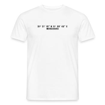 Merseburg Sachsen-Anhalt Koordinaten - Männer T-Shirt - Weiß - Vorne - AI Model Male 178 dark (178cm)