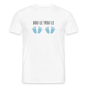 Schwangerschaft Zwillinge Baby Geschenk schwanger - Männer T-Shirt - Weiß - Vorne - AI Model Male 178 dark (178cm)
