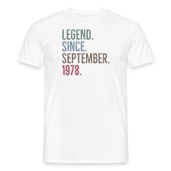 Légende depuis septembre 1978 - T-shirt homme - blanc - Devant - AI Model Male 178 dark (178cm)