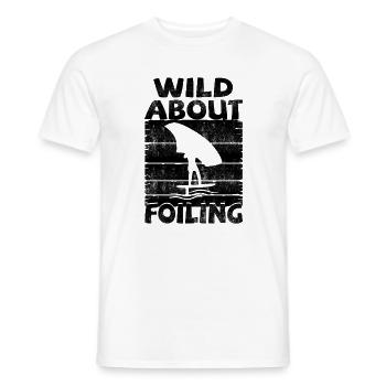 Wild about Foiling - Männer T-Shirt - Weiß - Vorne - AI Model Male 178 dark (178cm)