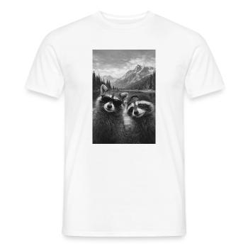 Waschbären-Duo am Bergsee Retro - Männer T-Shirt - Weiß - Vorne - AI Model Male 178 dark (178cm)