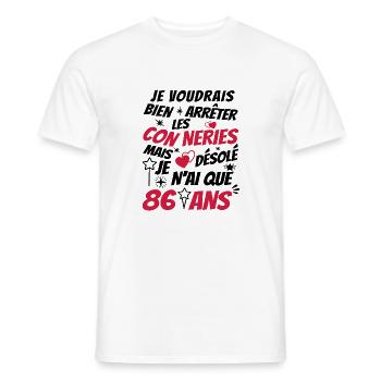 conneries 86 ans / cadeau anniversaire 86 ans - T-shirt homme - blanc - Devant - AI Model Male 178 dark (178cm)