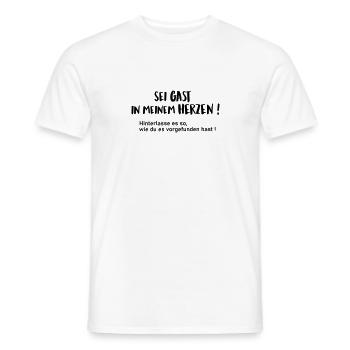 Gast im Herzen - Männer T-Shirt - Weiß - Vorne - AI Model Male 178 dark (178cm)
