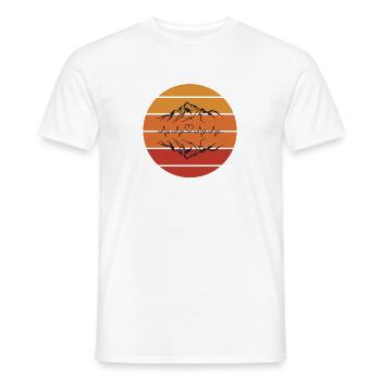 Wandern in den Bergen - Wanderliebe - Männer T-Shirt - Weiß - Vorne - AI Model Male 178 dark (178cm)