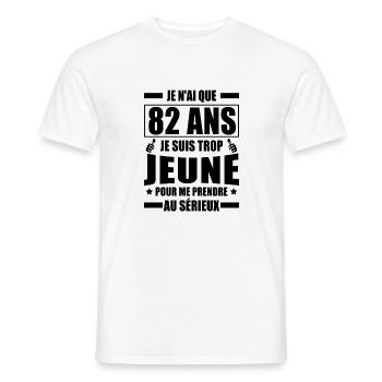 je n ai que 82 ans / cadeau anniversaire 82 ans - T-shirt homme - blanc - Devant - AI Model Male 178 dark (178cm)