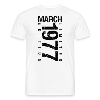 Anniversaire Mars 1977 Mars né en Mars - T-shirt homme - blanc - Devant - AI Model Male 178 dark (178cm)