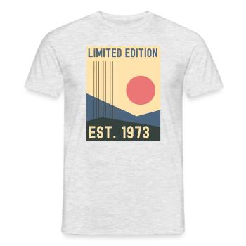 1973 Vintage - Männer T-Shirt - Grau meliert - Vorne - AI Model Male 178 dark (178cm)