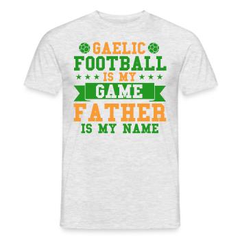 Gaelic footballer Irish team sport - Men's T-Shirt - heather grey - Front - AI Model Male 178 dark (178cm)