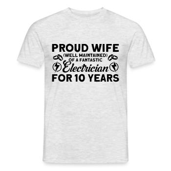 Rose Wedding Proud Wife Well Maintained Gift - Men's T-Shirt - heather grey - Front - AI Model Male 178 dark (178cm)