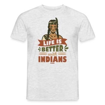 Life Is Better With Indians Native People - Männer T-Shirt - Grau meliert - Vorne - AI Model Male 178 dark (178cm)