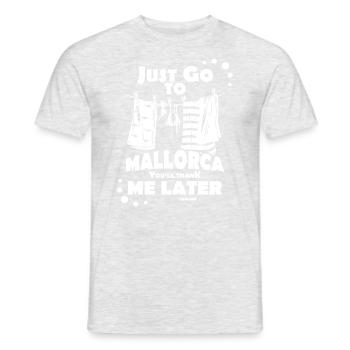 Spanien Mallorca Balearen Insel Urlaub - Männer T-Shirt - Grau meliert - Vorne - AI Model Male 178 dark (178cm)