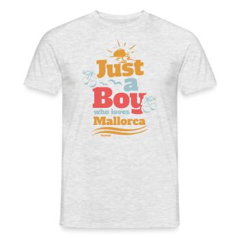 Nur ein Junge der Mallorca liebt - Männer T-Shirt - Grau meliert - Vorne - AI Model Male 178 dark (178cm)